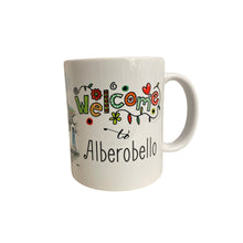 Carica l&#39;immagine nel visualizzatore di Gallery, Tazza Alberobello con vespa

