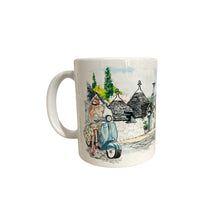 Carica l&#39;immagine nel visualizzatore di Gallery, Tazza Alberobello con vespa
