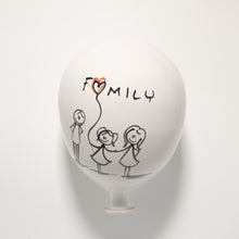 Load image into Gallery viewer, Family balloon with little girl
